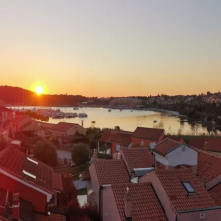 Apartamento In Near Sunny Banjole